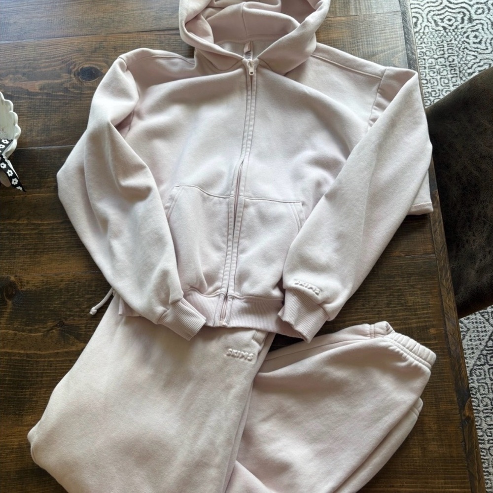 Skims light Pink Hoodie and Sweatpants Set